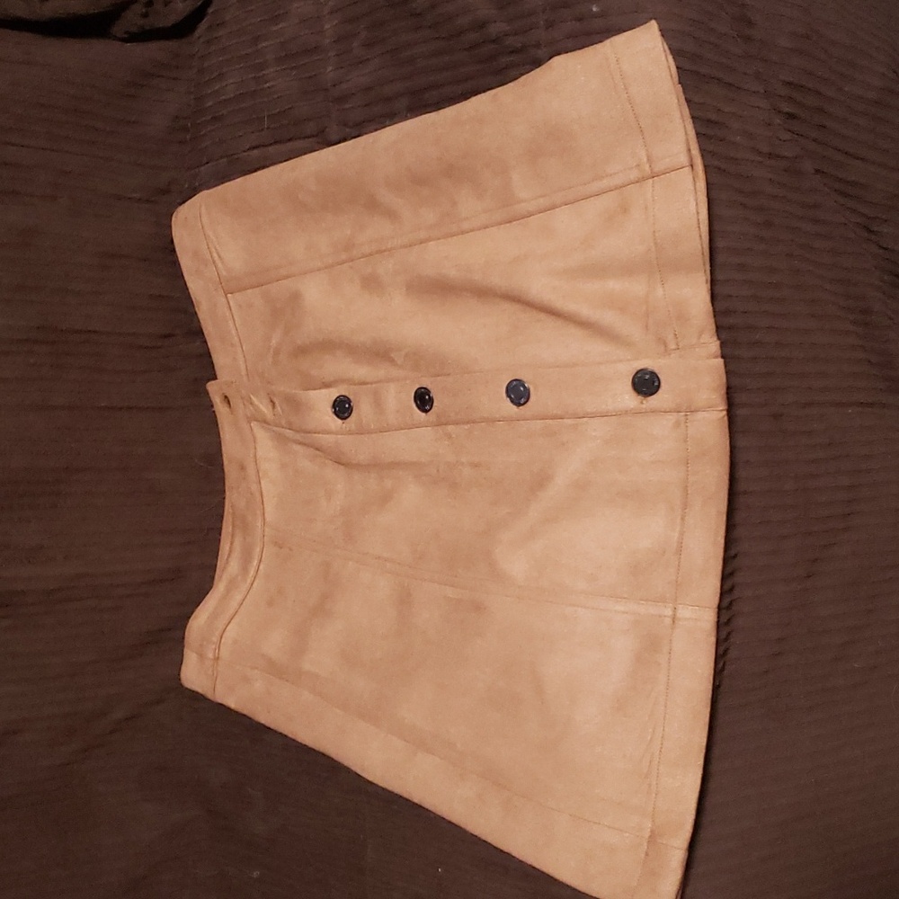 Sky and Sparrow Tan Skirt L